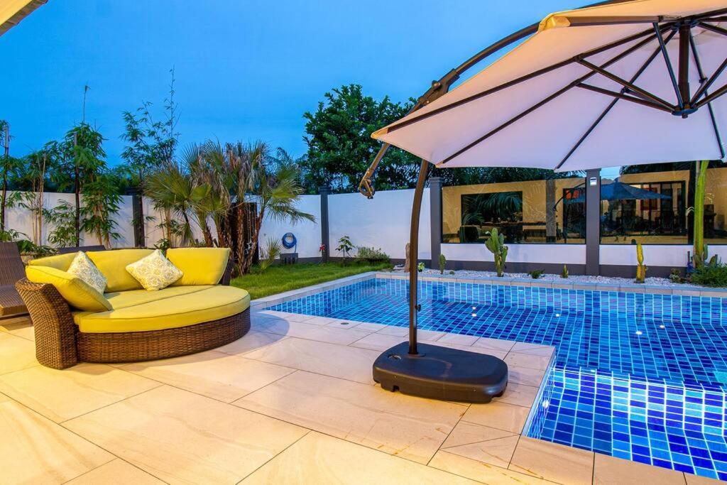 Rusardi Poolvilla - New 4 Bedrooms 4 Bathrooms, 10m Pool Villa Ao Nang