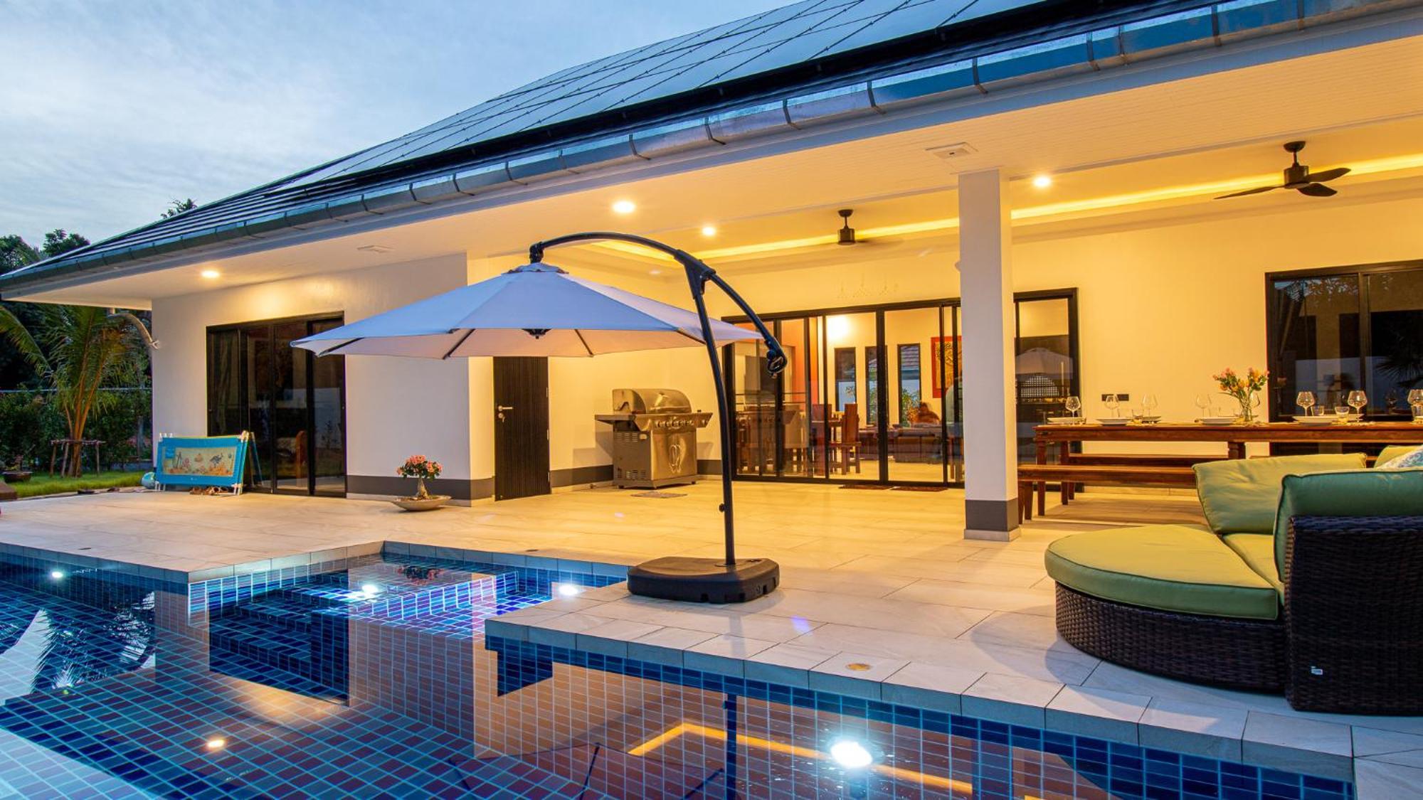 Rusardi Poolvilla - New 4 Bedrooms 4 Bathrooms, 10m Pool *